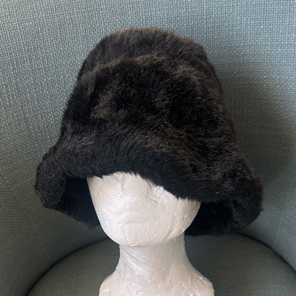Vintage Black Faux Fur Bucket Hat